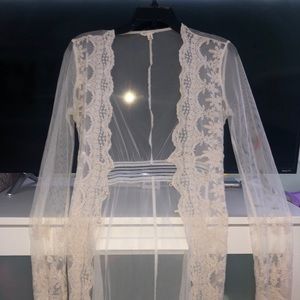 Beautiful lace cardigan, Size small